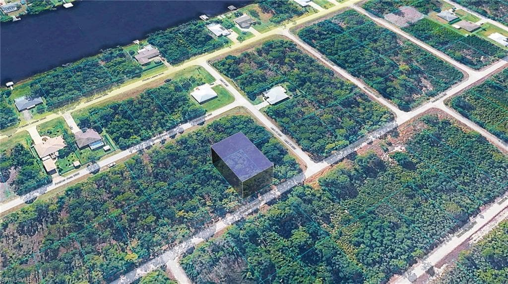 436 Aerostar AVE NW LAKE PLACID, FL 33852