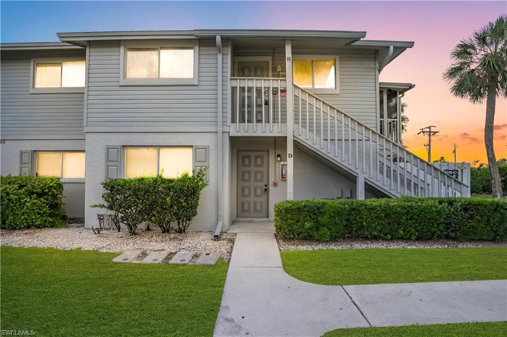 5745 Foxlake DR D NORTH FORT MYERS, FL 33917