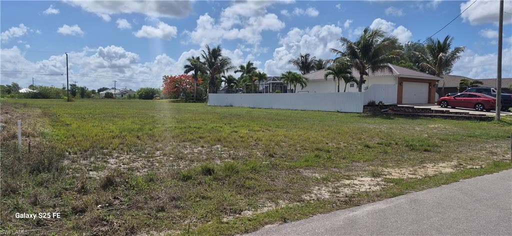 1435 NE Juanita PL CAPE CORAL, FL 33909