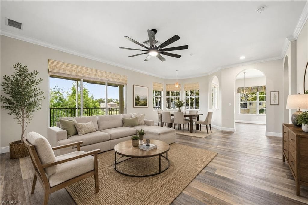 13921 Avon Park CIR 204 FORT MYERS, FL 33912