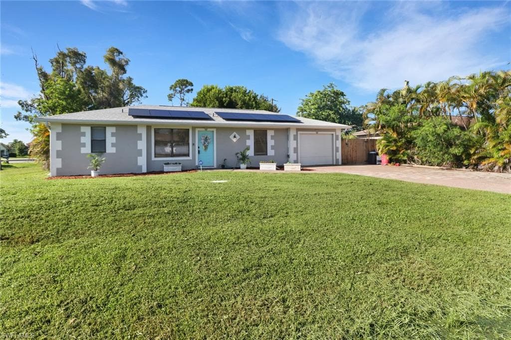 9104 King RD W FORT MYERS, FL 33967