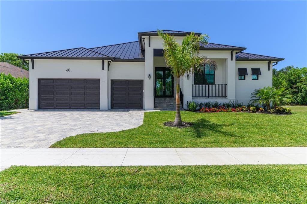 60 Tahiti RD MARCO ISLAND, FL 34145