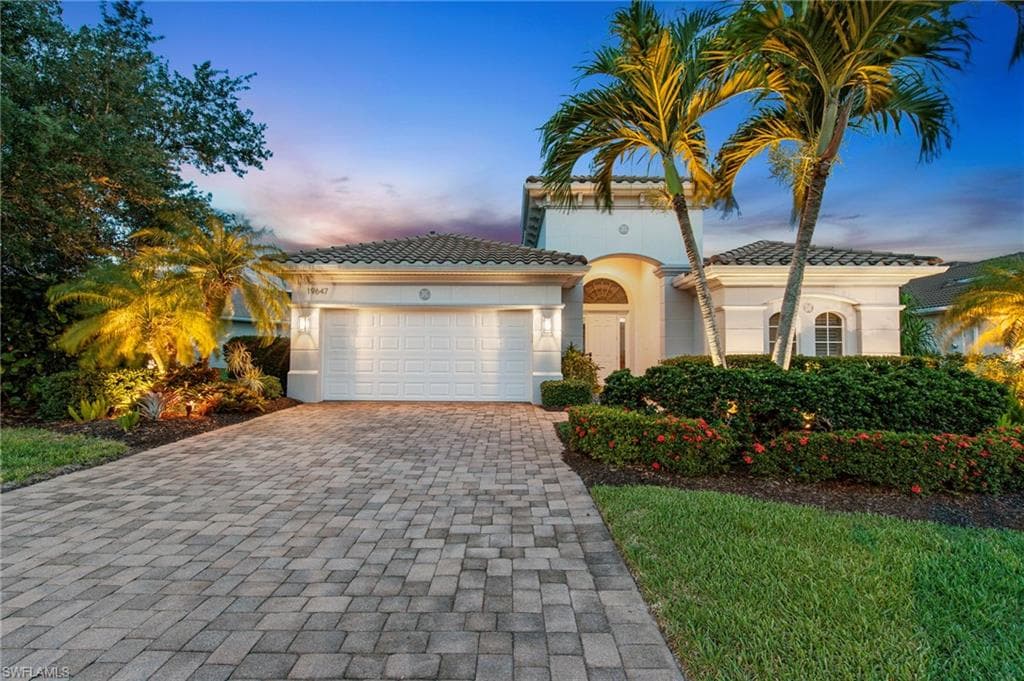 19647 Casa Verde WAY ESTERO, FL 33967
