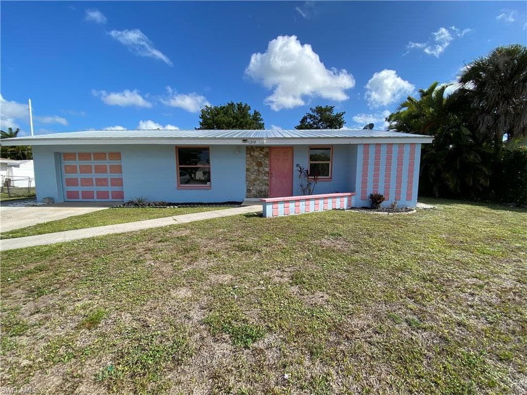 11310 Linda Loma DR FORT MYERS, FL 33908
