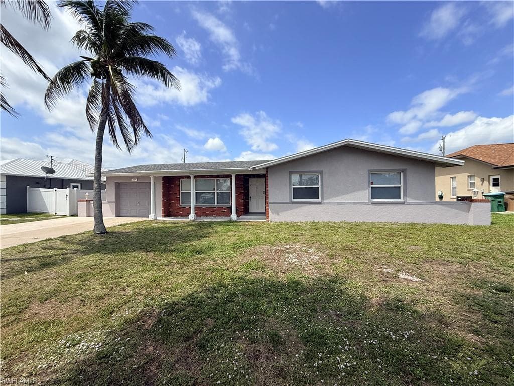 3814 SE 3rd PL CAPE CORAL, FL 33904