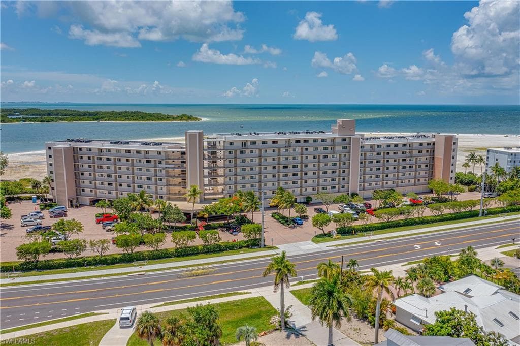 8350 Estero BLVD 323 FORT MYERS BEACH, FL 33931