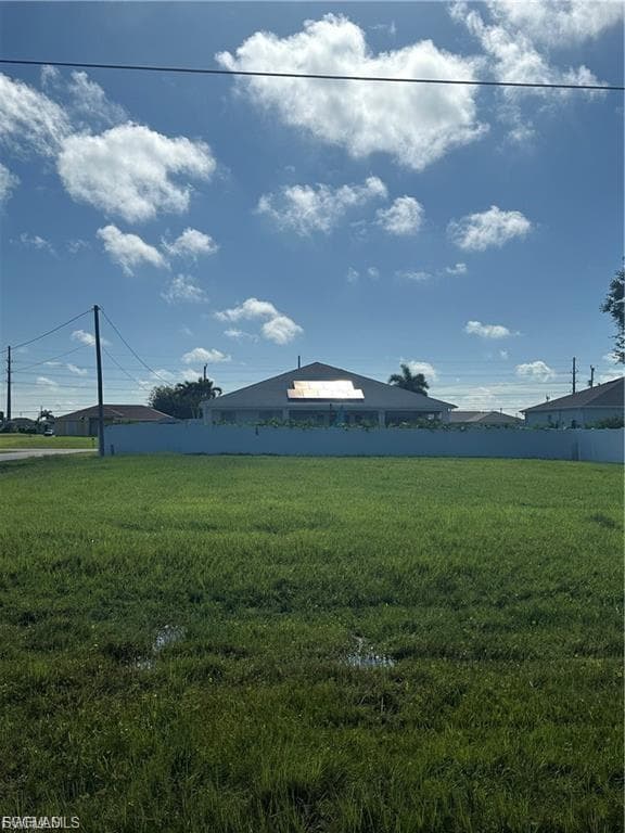315 NW 25th AVE CAPE CORAL, FL 33993