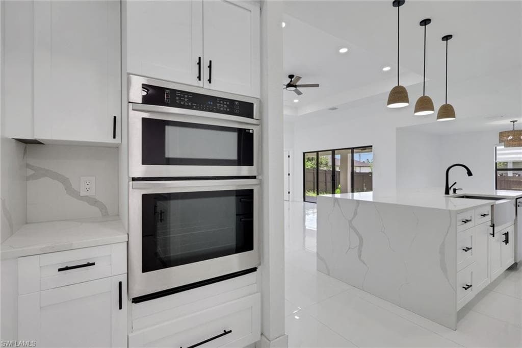3820 7th ST SW LEHIGH ACRES, FL 33976