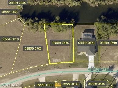 809 NE 32nd TER CAPE CORAL, FL 33909