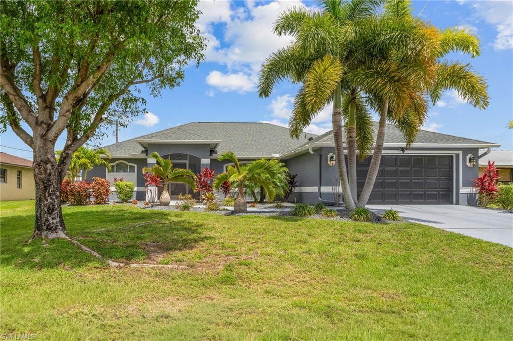 203 SE 14th CT CAPE CORAL, FL 33990