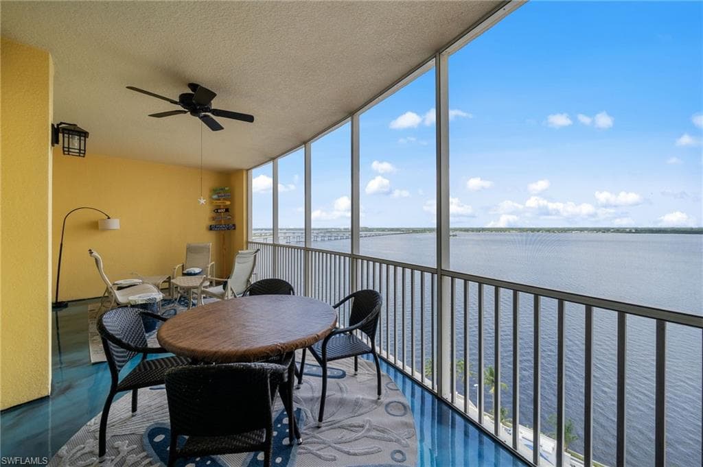 2743 1st ST 1404 FORT MYERS, FL 33916