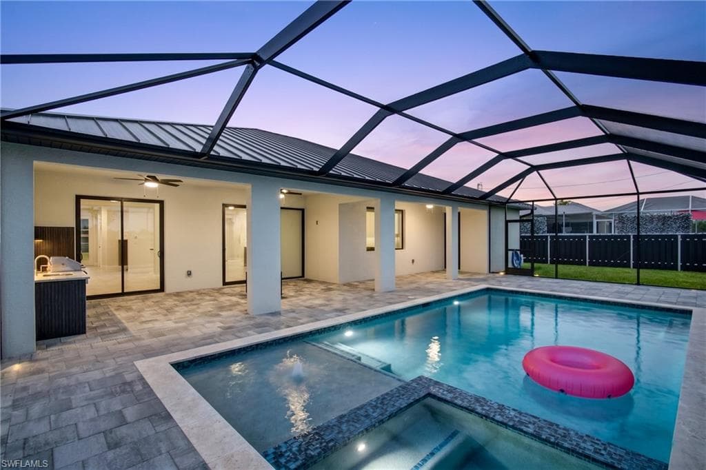 819 SW 16th TER CAPE CORAL, FL 33991