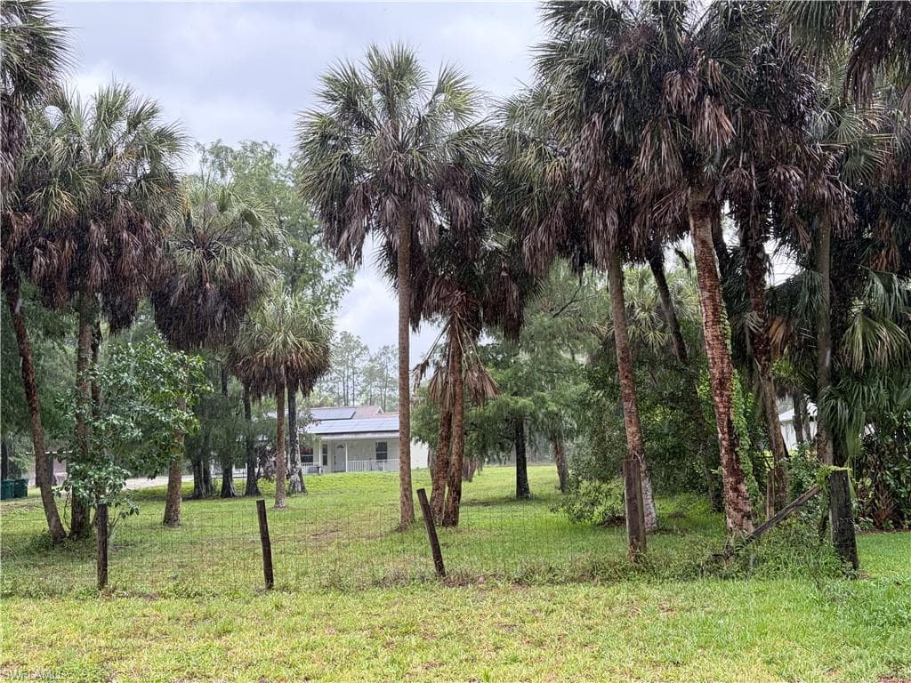 281 8th ST SE NAPLES, FL 34117