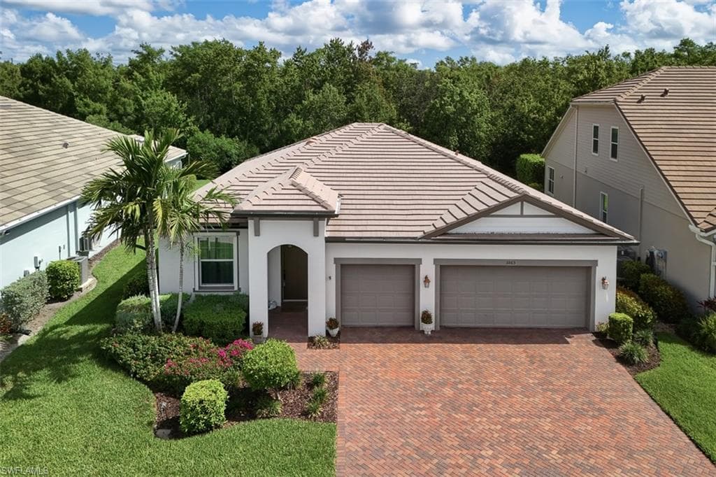 3865 Helmsman DR NAPLES, FL 34120