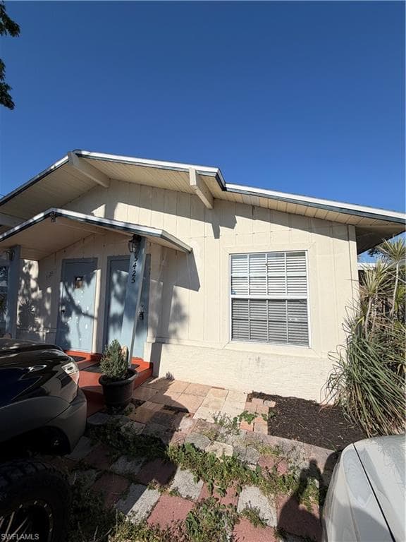 5425 9th AVE FORT MYERS, FL 33907
