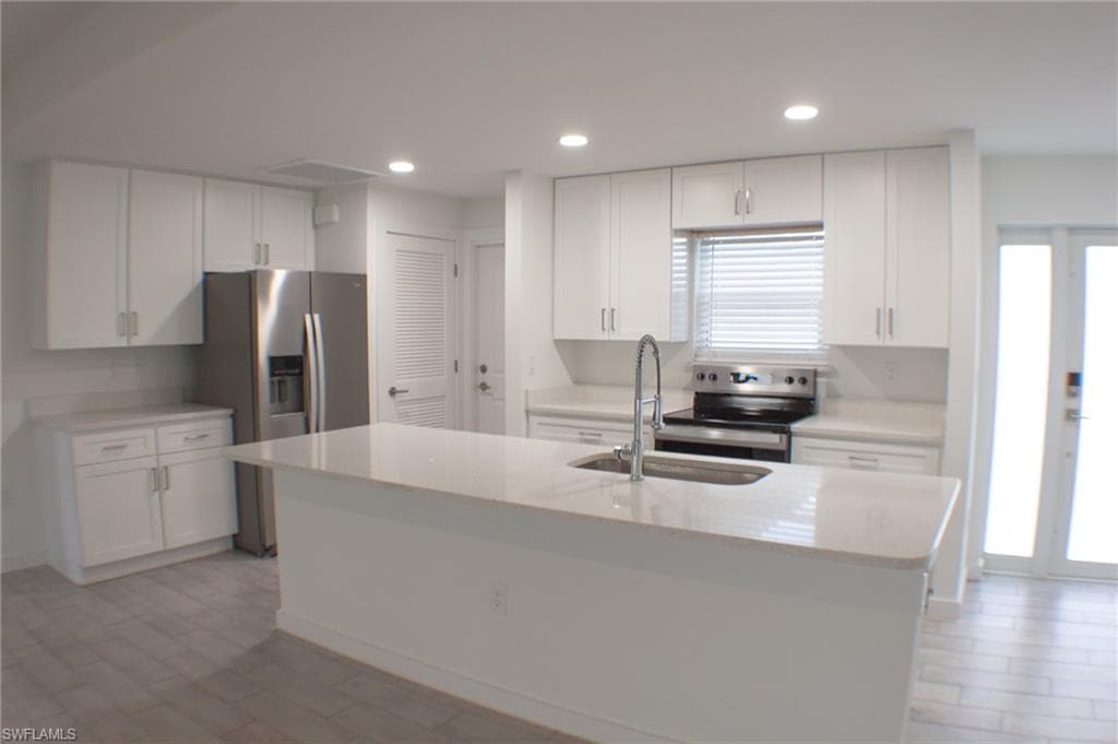 3103 11th ST SW LEHIGH ACRES, FL 33976