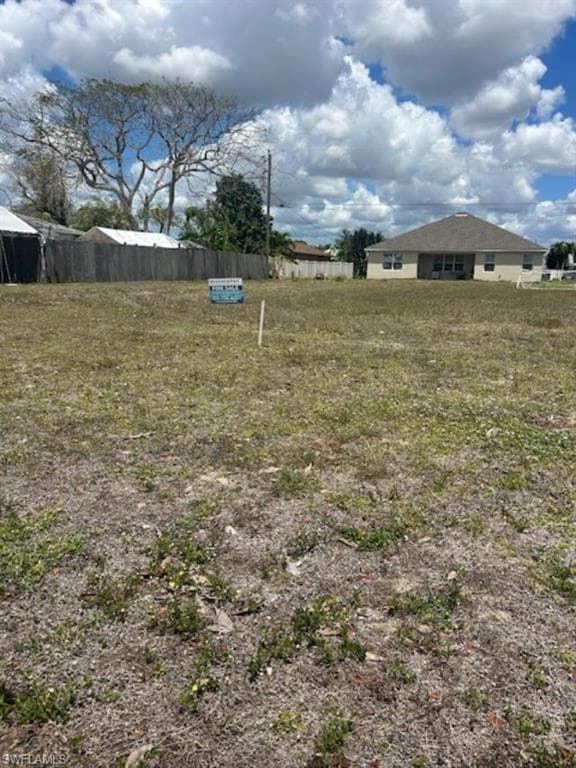 153 kamal PKWY CAPE CORAL, FL 33904