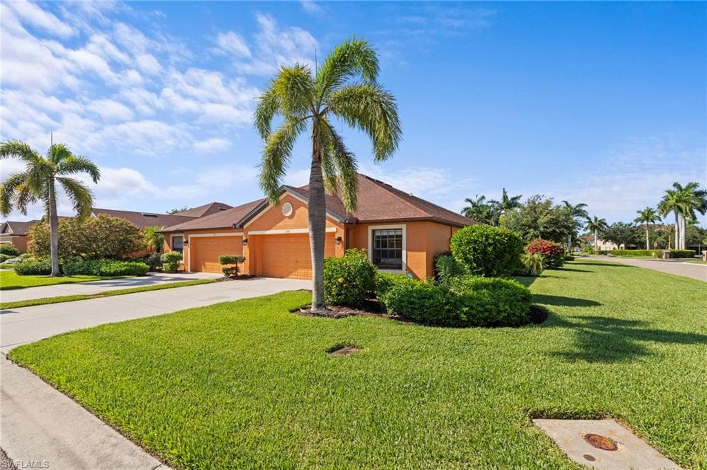 3761 Pino Vista WAY ESTERO, FL 33928