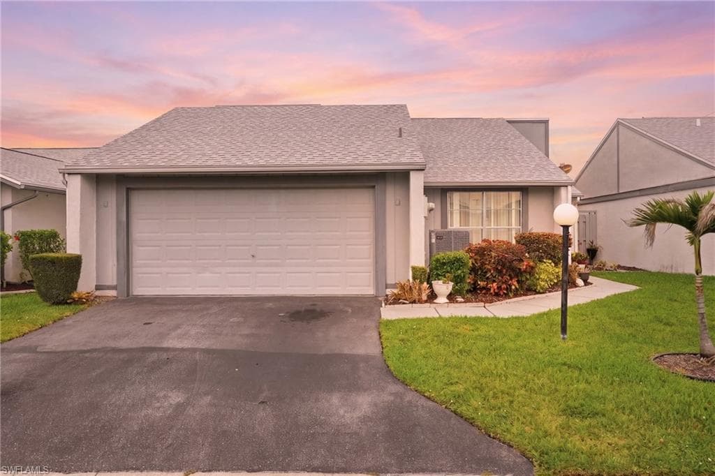 18441 Orangecrest CT LEHIGH ACRES, FL 33936