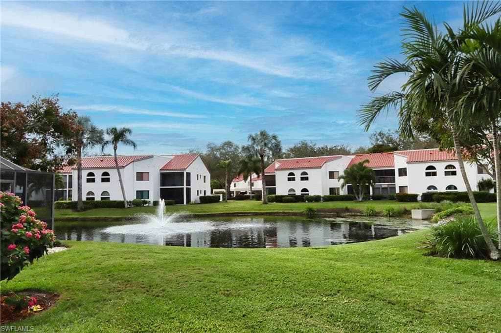 549 Beachwalk CIR NAPLES, FL 34108