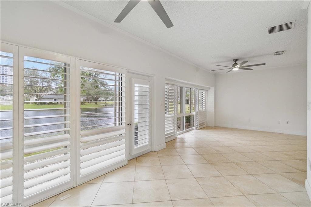 604 Arbor Lake DR 6-103 NAPLES, FL 34110