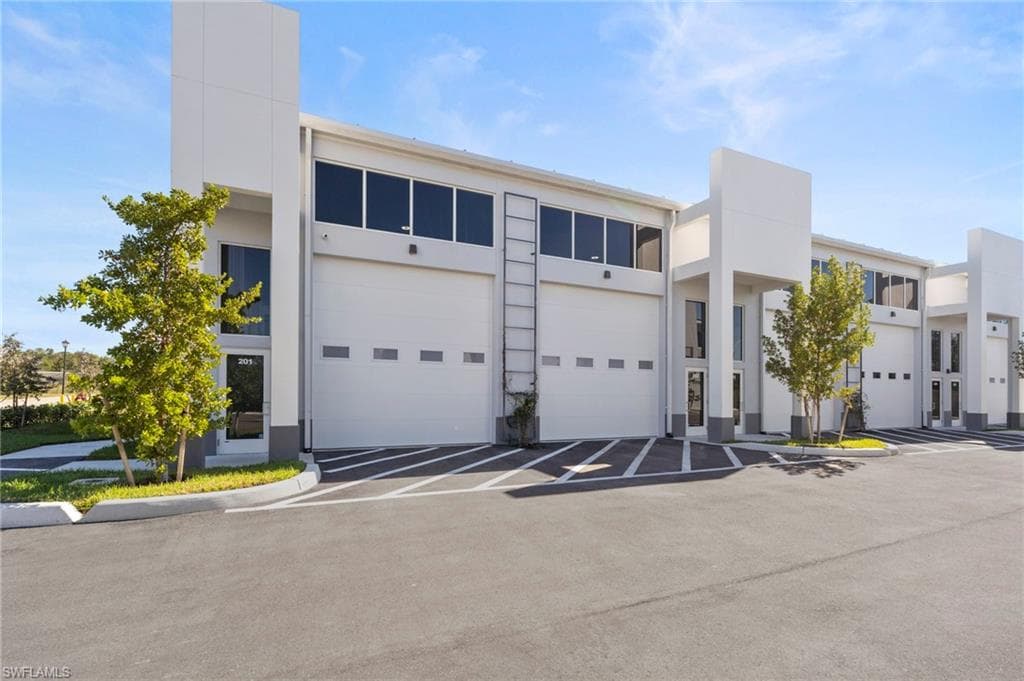 3588 Plover AVE 103 NAPLES, FL 34117