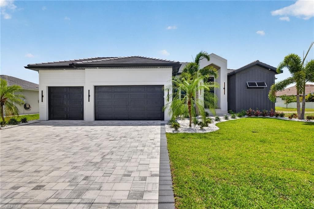 209 NW 35th PL CAPE CORAL, FL 33993