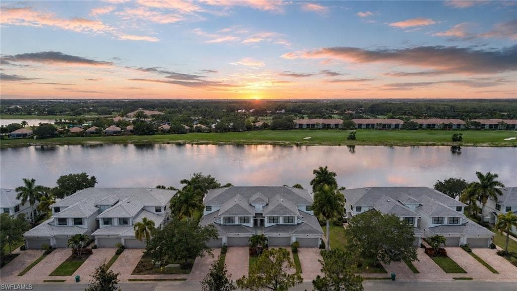 10478 Smokehouse Bay DR 102 NAPLES, FL 34120
