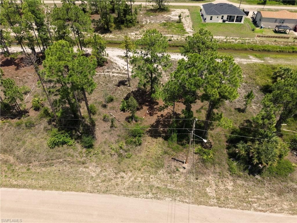 1041 Coleridge ST LEHIGH ACRES, FL 33974