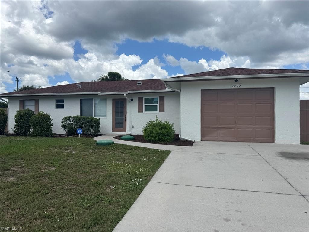2200 51st TER SW NAPLES, FL 34116