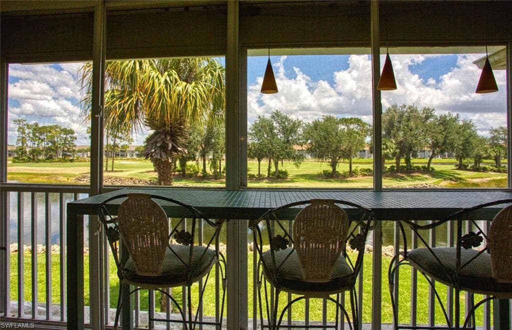 8083 Queen Palm LN 425 FORT MYERS, FL 33966