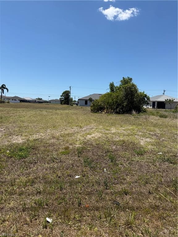 2532 Santa Barbara BLVD N CAPE CORAL, FL 33993