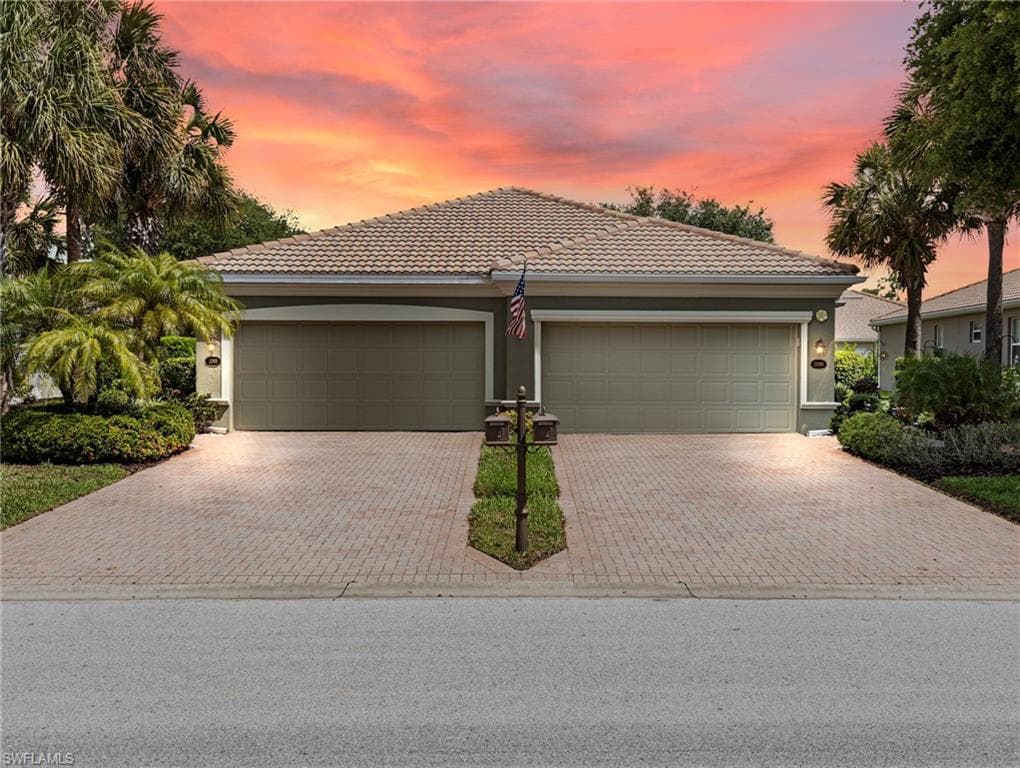 21393 Bella Terra BLVD ESTERO, FL 33928