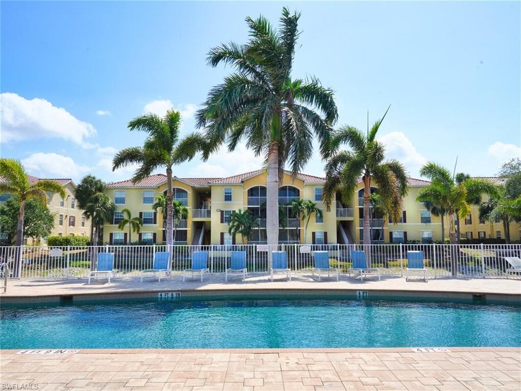 4105 Residence DR 720 FORT MYERS, FL 33901