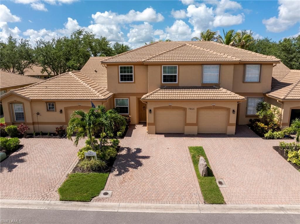 7863 Lake Sawgrass LOOP 5512 FORT MYERS, FL 33907