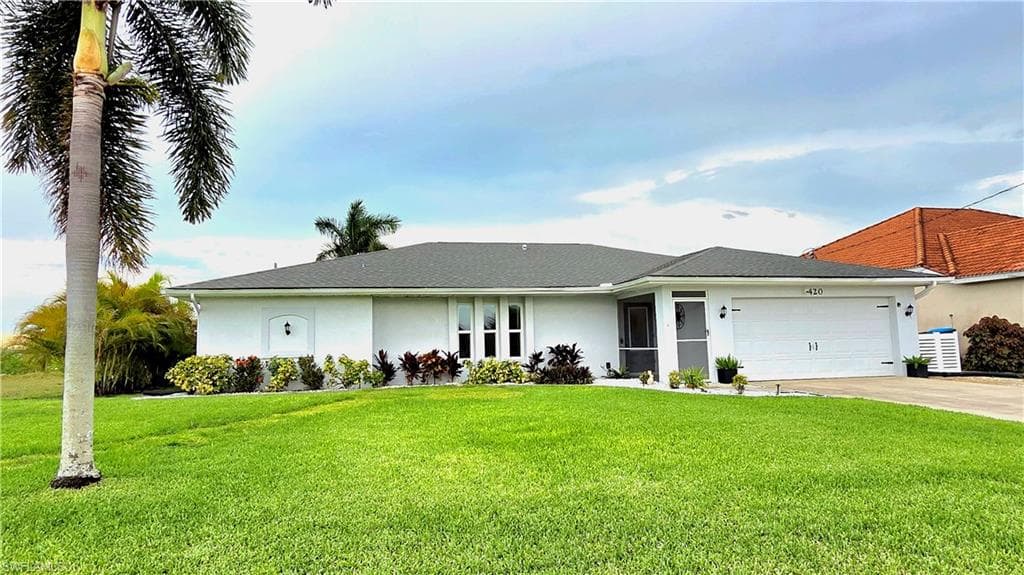 420 NE 9th ST CAPE CORAL, FL 33909
