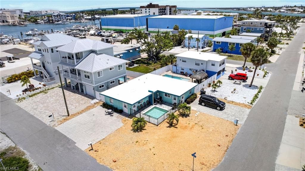 412 Harbor CT FORT MYERS BEACH, FL 33931