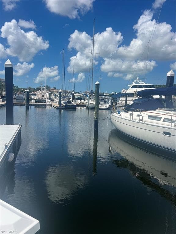 38' BOAT SLIP I-10 GULF HARBOUR MARINA FORT MYERS, FL 33908