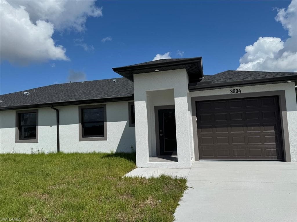 2206 Hogan DR LEHIGH ACRES, FL 33973