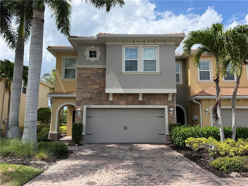 10842 Alvara WAY BONITA SPRINGS, FL 34135