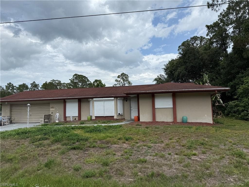 1104 Washington AVE LEHIGH ACRES, FL 33972