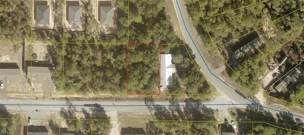 16-3N-20-28060-017-0180 Pinetree LN DE FUNIAK SPRINGS, FL 32433