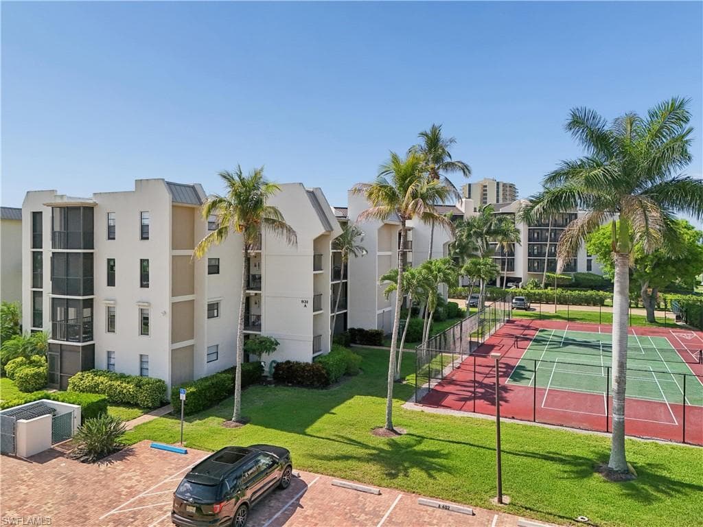931 Collier CT A201 MARCO ISLAND, FL 34145