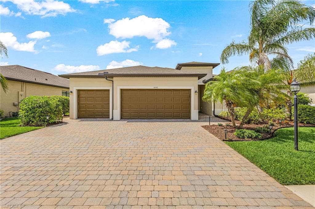 14592 Adina LN FORT MYERS, FL 33905
