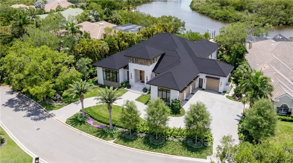 27311 Oak Knoll DR BONITA SPRINGS, FL 34134