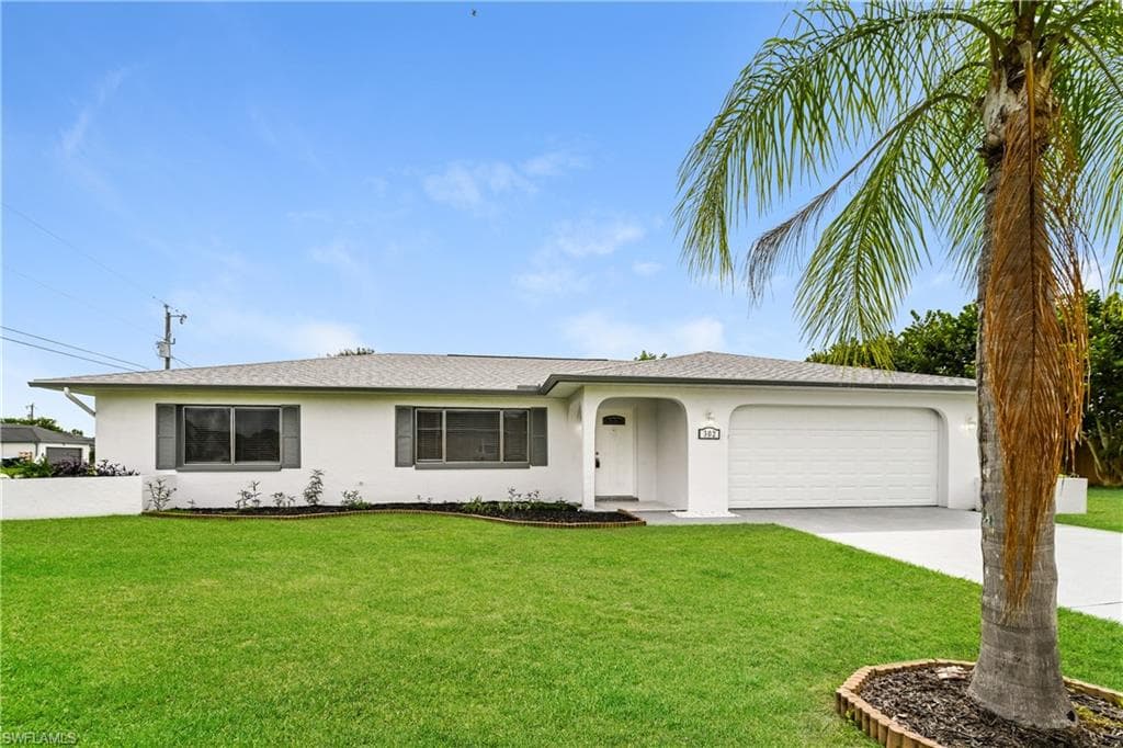 302 3rd ST CAPE CORAL, FL 33990