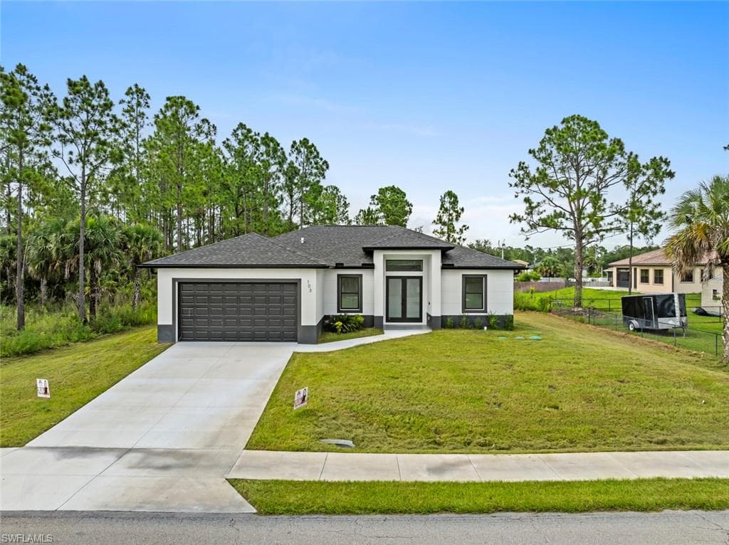 103 6th ST LEHIGH ACRES, FL 33972