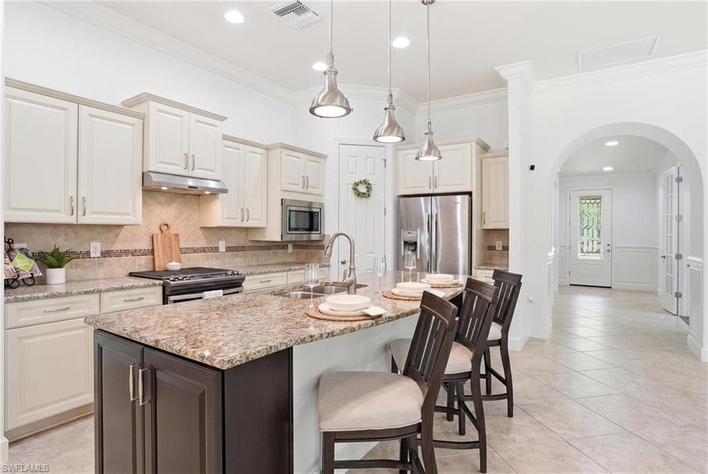 9436 Whooping Crane WAY NAPLES, FL 34120