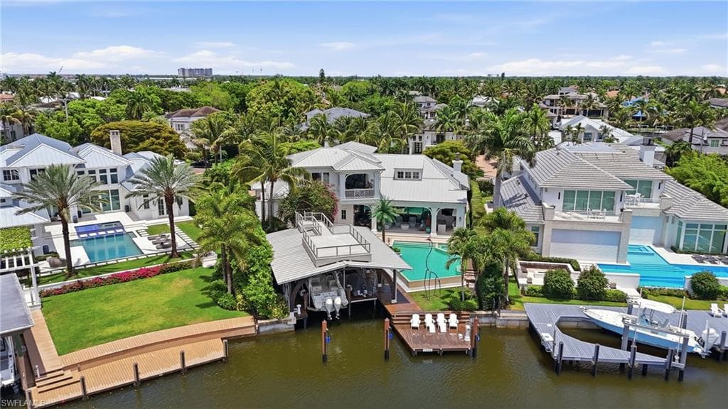 1870 4th ST S NAPLES, FL 34102