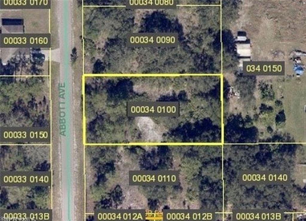 1004 Abbott AVE LEHIGH ACRES, FL 33972